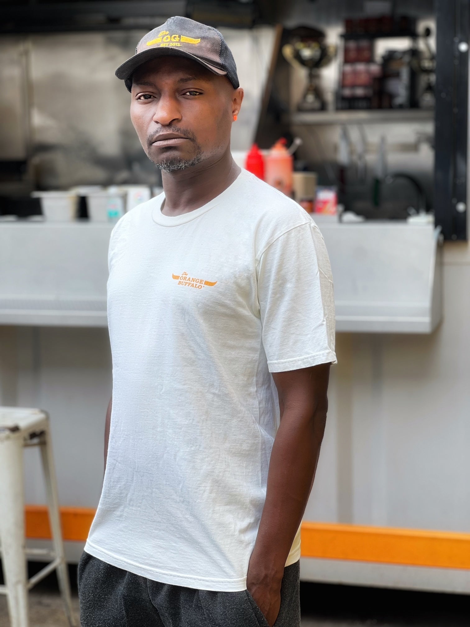 NEW TRUCK T-SHIRT BY JO PEEL IN OFF WHITE